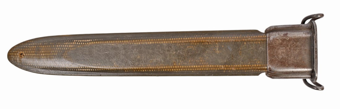 U.S. WWII 10" M1 Garand Bayonet Scabbard (HRT): A U.S. WWII 10" M1 Garand Bayonet Scabbard in good condition with moderate cosmetic wear.