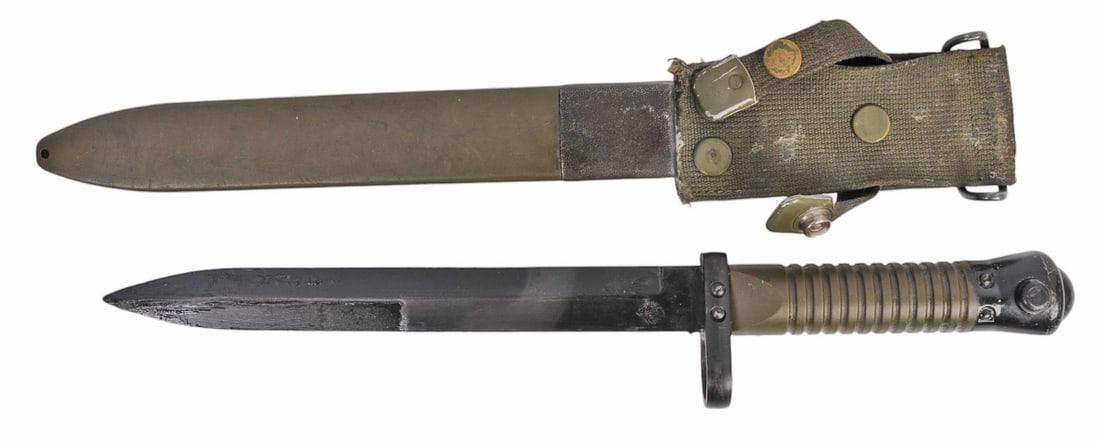 Spanish Cetme C Bayonet and Scabbard (RAZ): A Spanish Cetme C Bayonet with Scabbard in good condition with moderate wear and cosmetic blemishing.