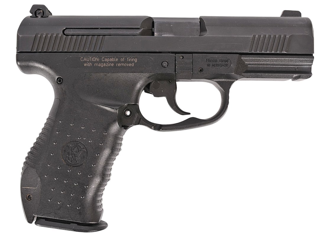 Smith and Wesson SW99 9mm Semi-auto Pistol FFL Required: SAE8318 (PAT1): A Smith and Wesson SW99 9mm Semi-auto Pistol that is in very good condition with a bright and defined bore. The action appears to function properly, and the finish shows little to no usage wear.