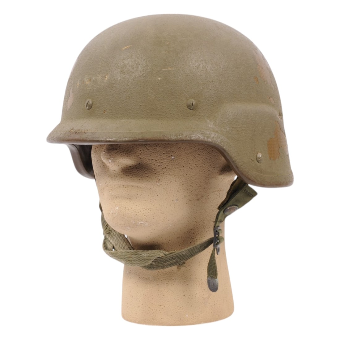 USGI US Military Issued GWOT PASGT Helmet(JAS): A USGI US Military Issued GWOT PASGT Helmet in very good condition. The helmet has very little cosmetic wear or degradation to the original paint. The helmet maintains its original liner and web syste