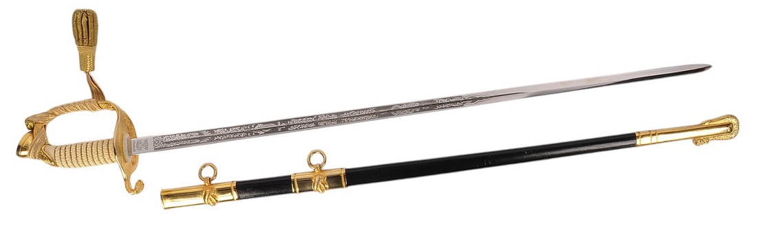 Nice US Coast Guard Vanguard Officer Dress Sword (JAS) (1 of 19)