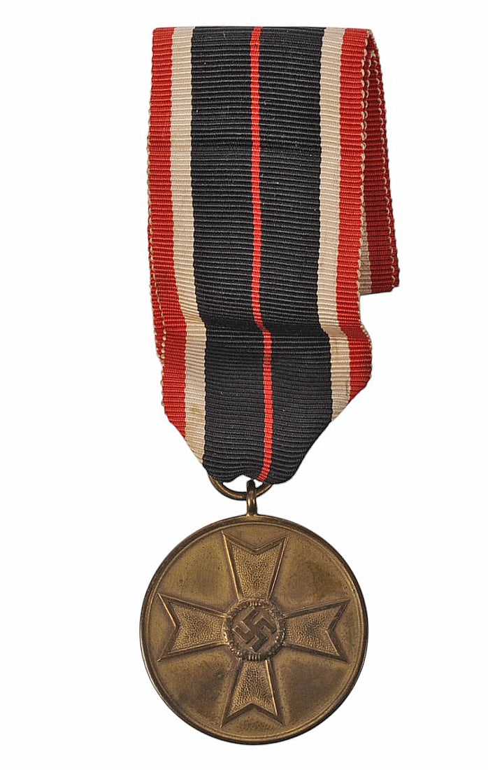 *German WWII War Merit Medal (HKR) (1 of 5)