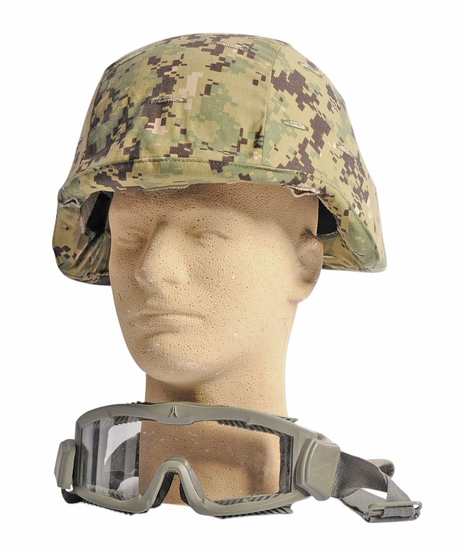US Military Issue Digital Camo MICH Ballistic Helmet (JHB) (1 of 11)