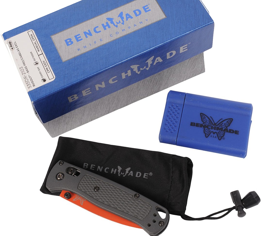 Benchmade S30V Axis Folding Pocket Knife with A portable Socket / Screw Bit Set  (WHS) (1 of 5)