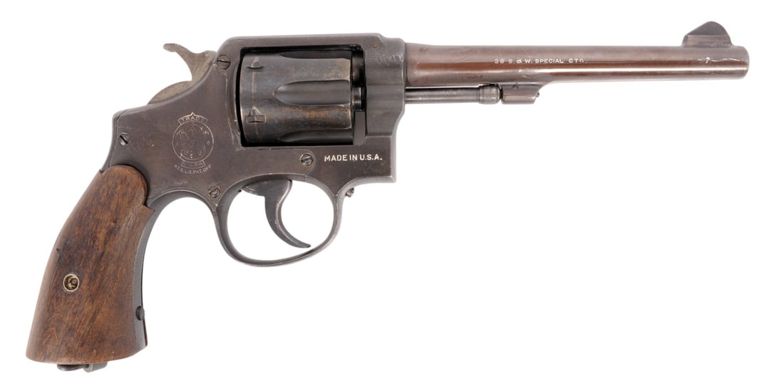 WWII US Navy Issued 38 S&W Victory Model Revolver FFL Req: #V191533 (APL1): A WWII US Navy Issued 38 S&W Victory Model Revolver in good condition with a bright and defined bore. The action appears to not function properly with what appears to be a timing issue. The pistol app