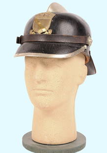 German WWI Pickelhaube Firemans Helmet (A): A German WWI Pickelhaube Firemans Helmet in good to very good condition. The helmet maintains overall good structural integrity for its age with minor leather cracking around the edges of the liner.