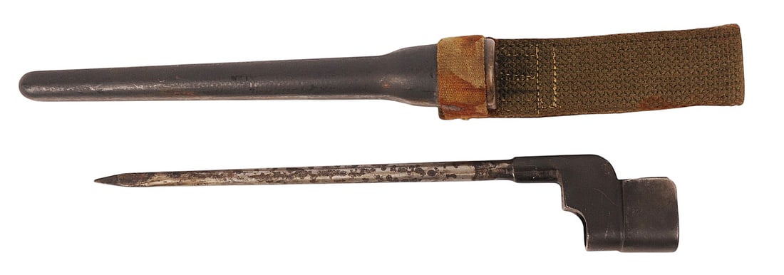 British WWII No.6 Enfield Bayonet with Original Scabbard (E2N) (1 of 6)