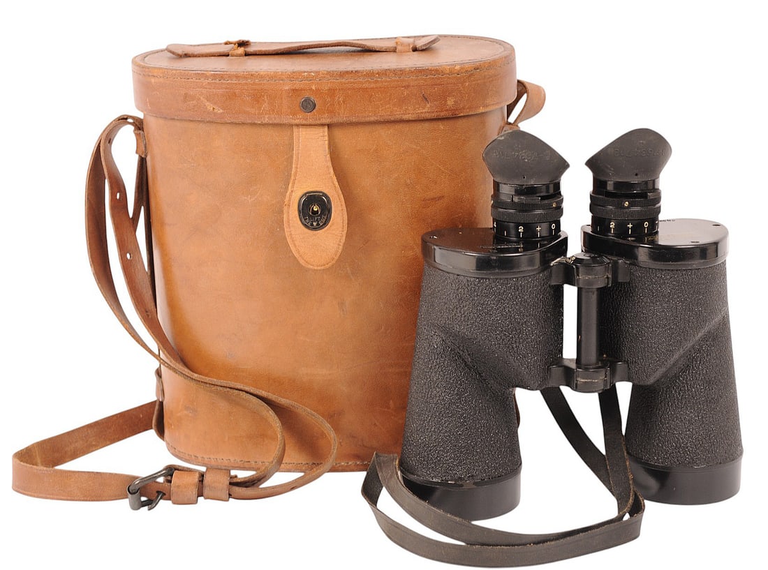 US Navy WWII Bausch & Lomb BU Ships Model 15 Binoculars (O2S) (1 of 12)