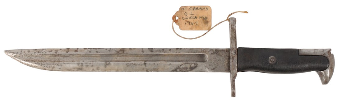 USGI WWII O.L. Onieda LTD 1942 Dated M1 Garand Bayonet(E2N): An USGI WWII O.L. Onieda LTD 1942 Dated M1 Garand Bayonet in good condition. The blade has some oxidation and cosmetic blemishing with minimal cracking to the original grip panels. The M1 Garand origi