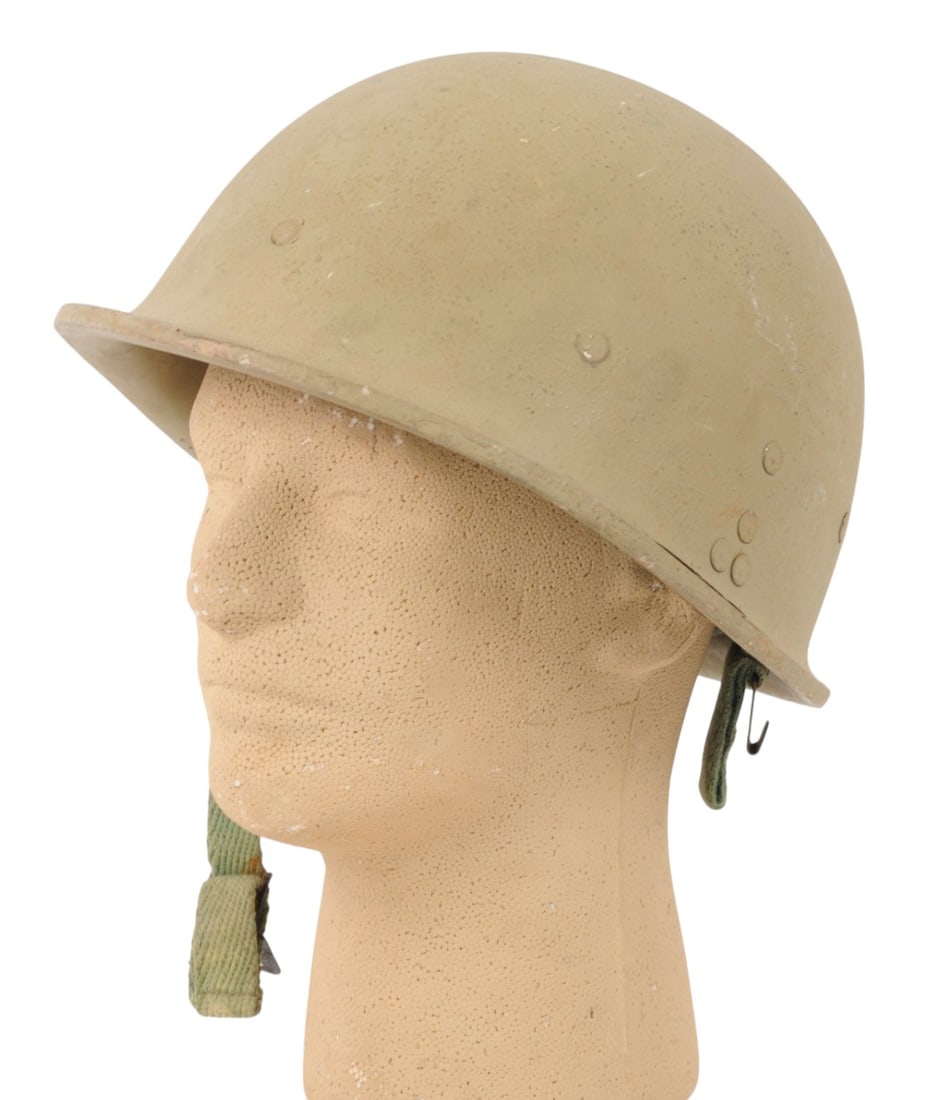 Iraqi Military Desert Storm Bring-Back Ballistic Helmet (A) (1 of 8)