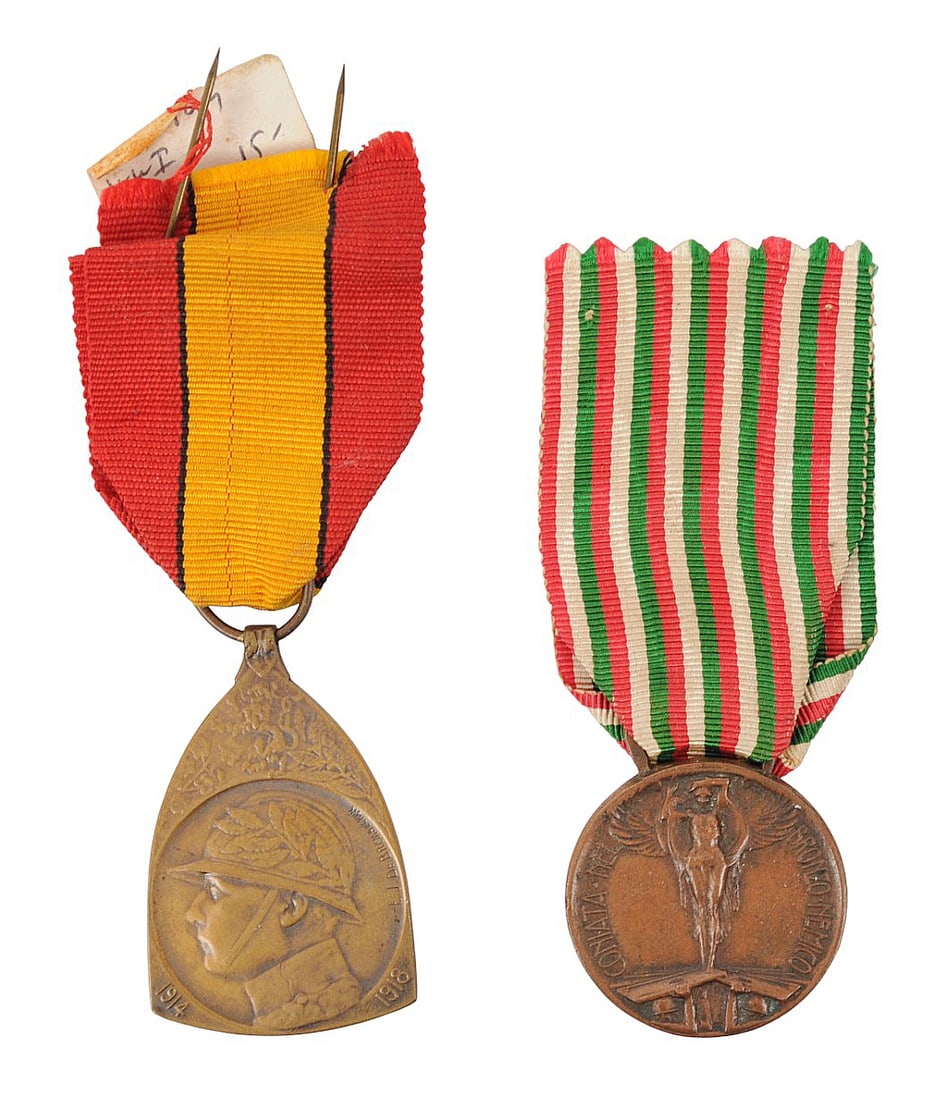 Italian Military WWI Service Medal Lot of 2 (HKR) (1 of 2)