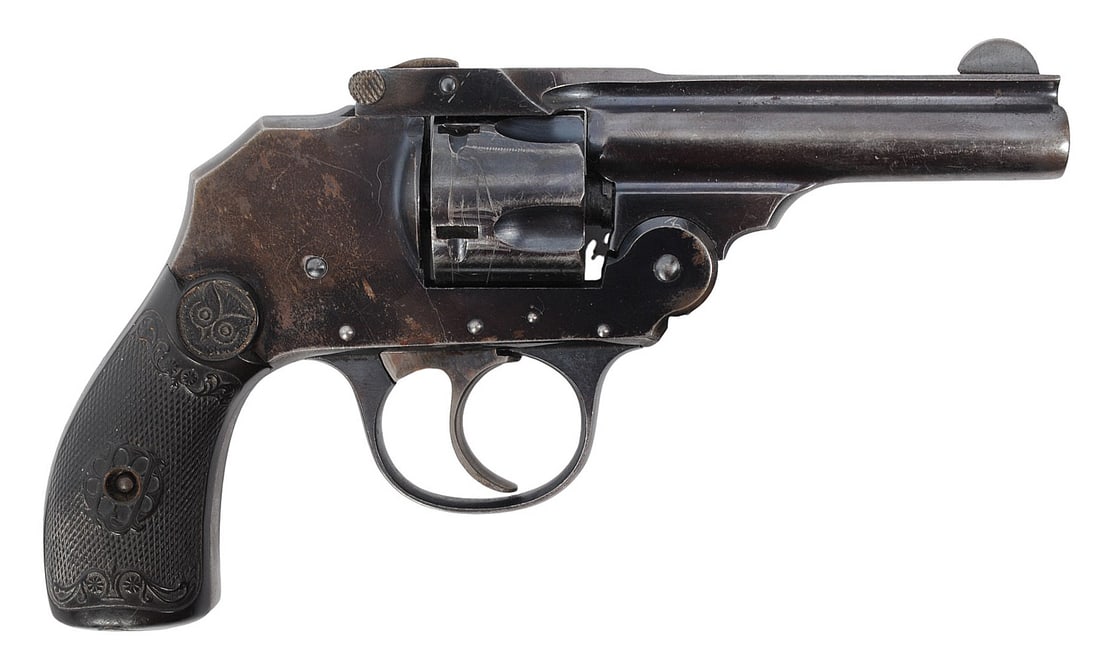 Iver Johnson 32 S&W Top Break Hammerless Double Action Revolver FFL 44929 (EDN1): An Iver Johnson 32 S&W Top Break Hammerless Double Action Revolver in fair to good condition with a dirty bore. The action appears to function properly with moderate wear to the original blue finish.