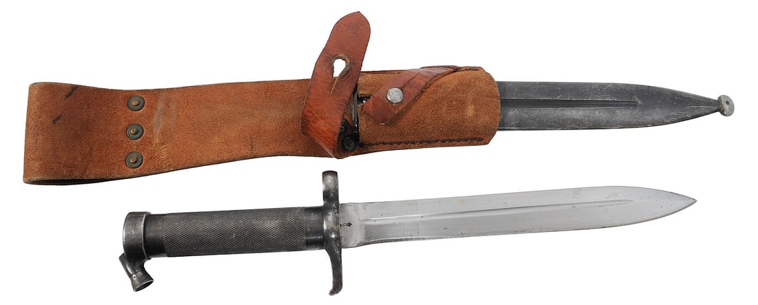 Swedish Military WWI-II era M1896 Mauser Rifle Bayonet (Q2K): An all-steel Swedish Military WWI-II era M1896 Mauser Rifle Bayonet and scabbard in very good condition. Comes with it's leather frog.