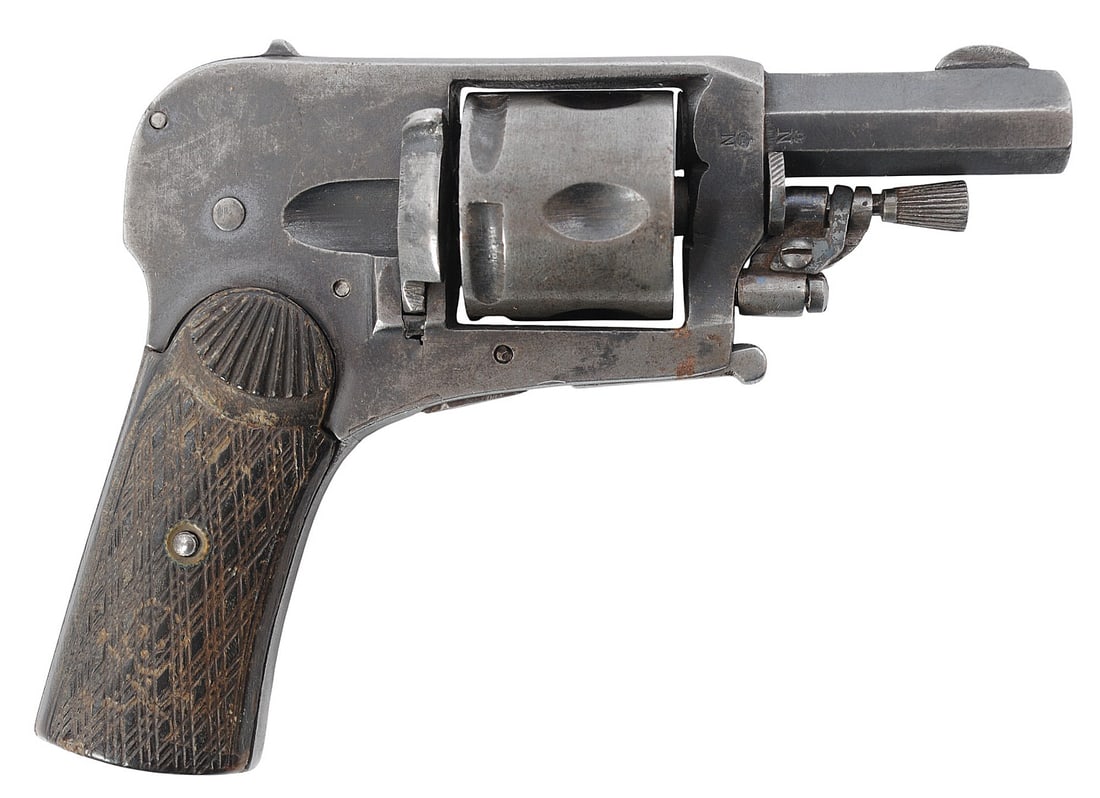 Imperial German Velo-Dog .32 Compact Double-Action Revolver - FFL #NSN(B3W1): A nice Imperial German Velo-Dog .32 Compact Double-Action Revolver with safety and collapsable trigger. It is in very good condition with a dirty bore. The action does not appear to function properly