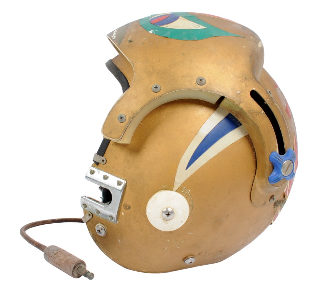 Named Cold War Era US Navy Pilots Helmet with Avionics (D4E) - 3