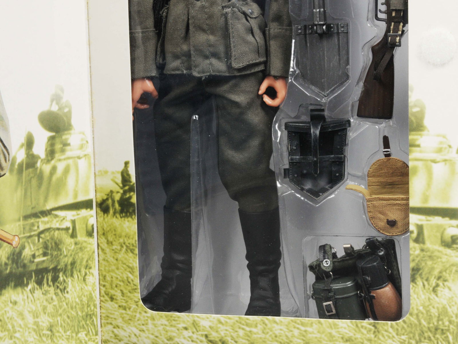 Dragon Inc. WWII German Heer and Afrika Corp Infantry Action Figure Lot of 3(C3T) - 13