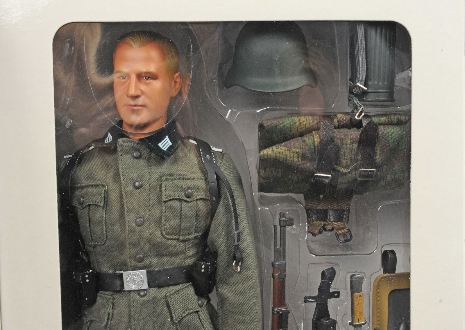 Dragon Inc. WWII German Heer and Afrika Corp Infantry Action Figure Lot of 3(C3T) - 8