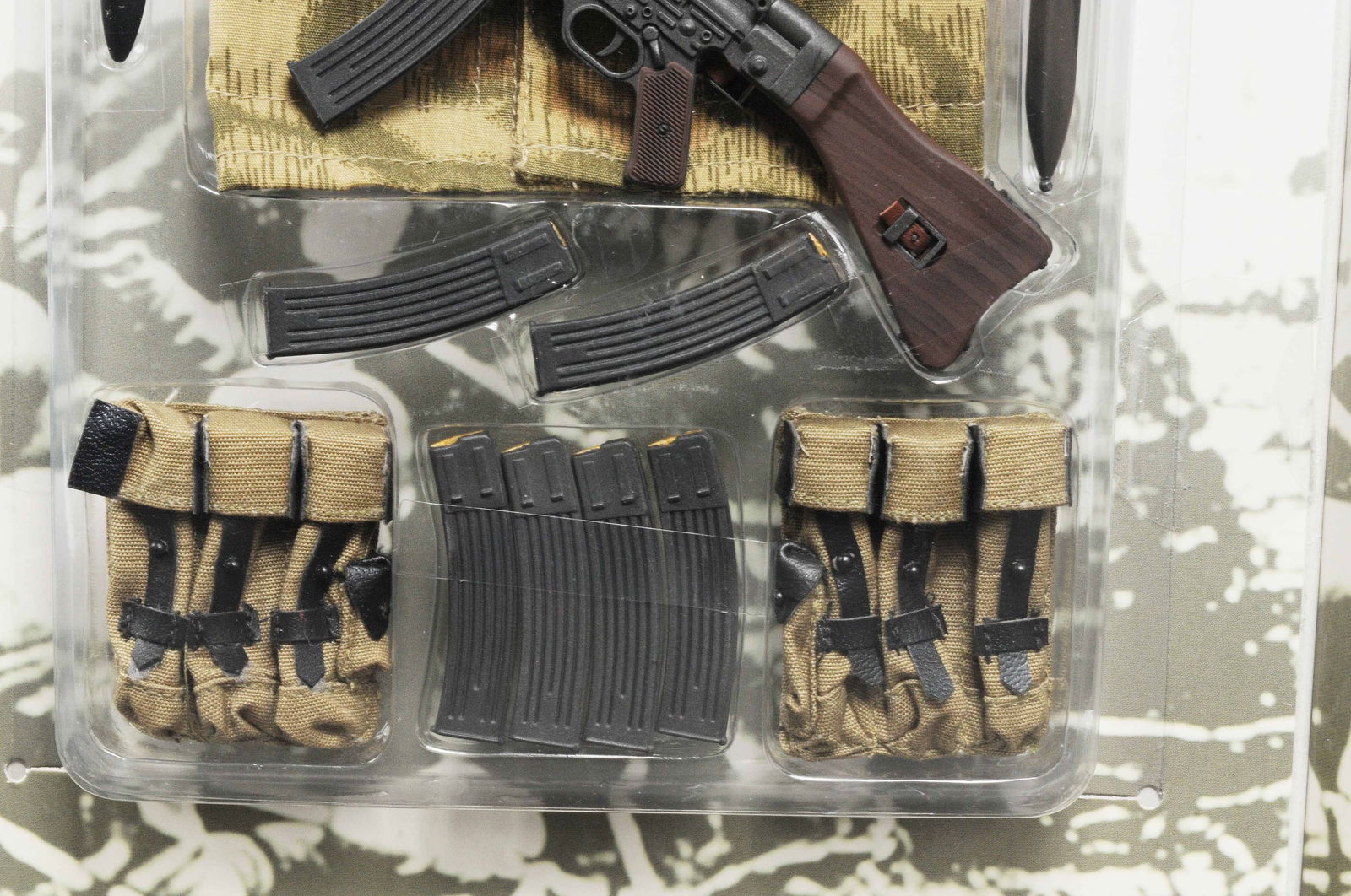 Dragon Inc. WWII German Fallschrimjager Paratrooper Action Figure Lot of 2(C3T) - 17