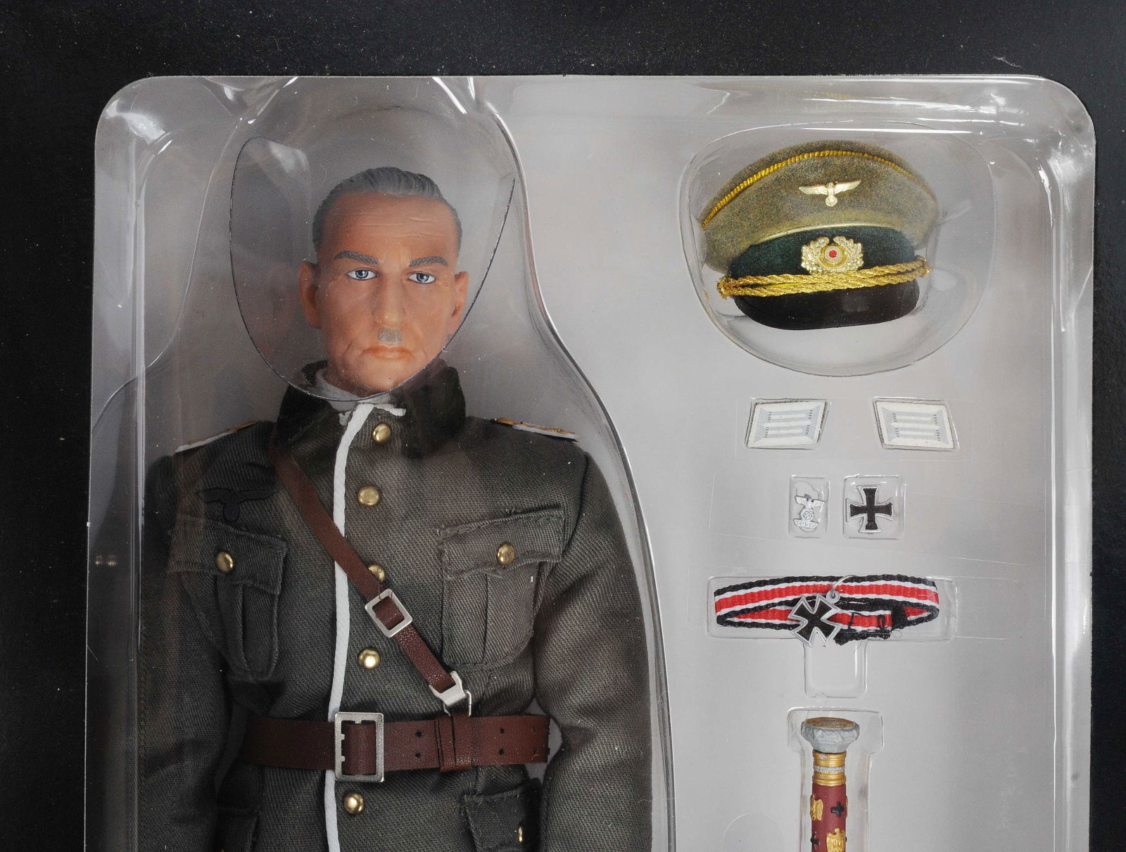 Dragon Inc. WWII German Commander in Chief West and Wiking Commander Action Figure Lot of 2 (C3T) - 17