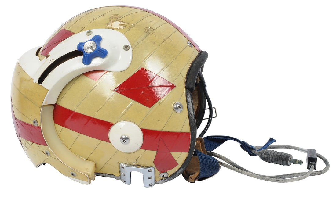 US Navy Vietnam War era Taped Fighter Pilot Helmet, Baf & Flahlight (B4M) - 3