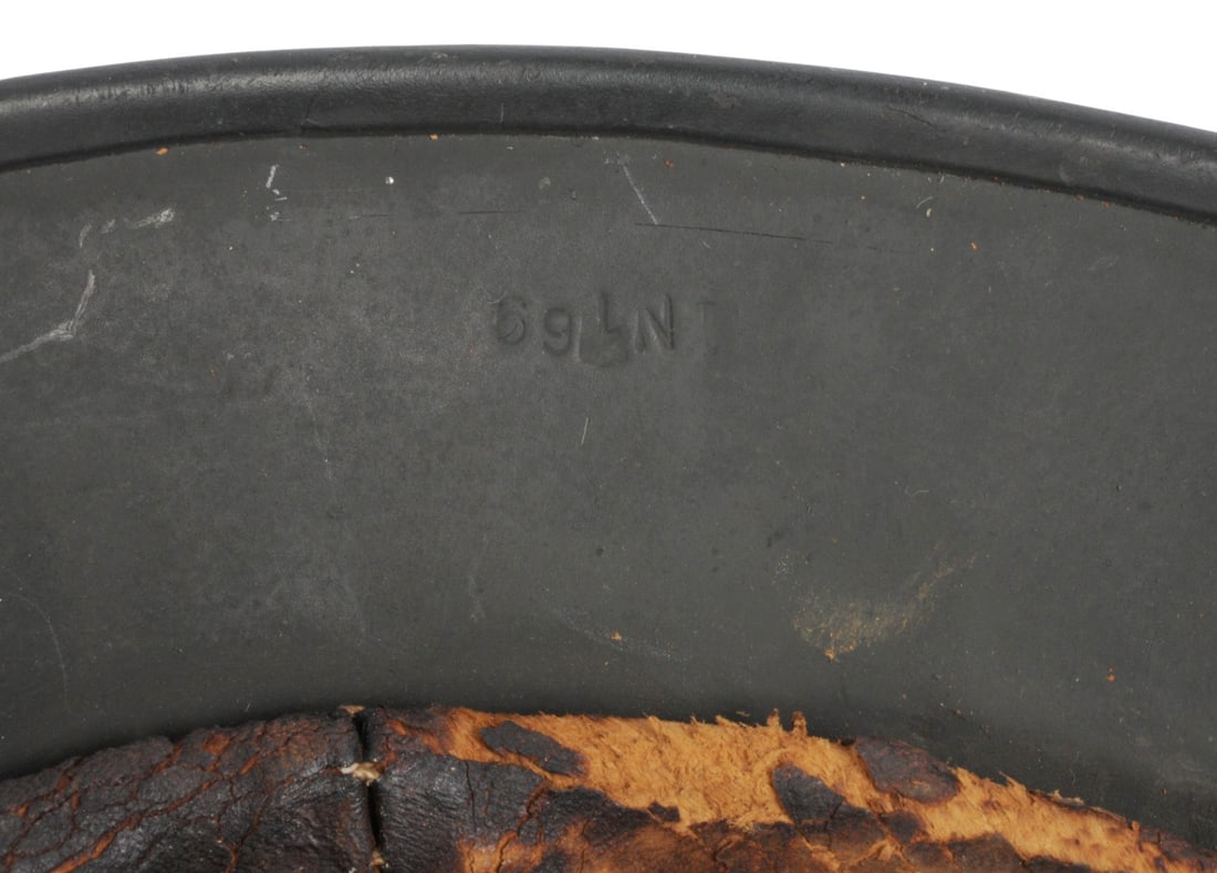 German Army WWII issue M40 Stalhelm Helmet (B4M) - 15