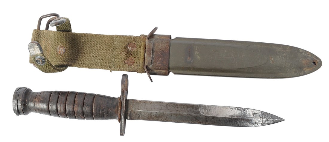 US Military WWII-Korean War era M4 M1 Carbine Bayonet with M8A1 Scabbard (AIF): A US Military WWII-Korean War era M4 M1 Carbine Bayonet with M8A1 Scabbard in good condition with some cosmetic wear to the handle and blade. 