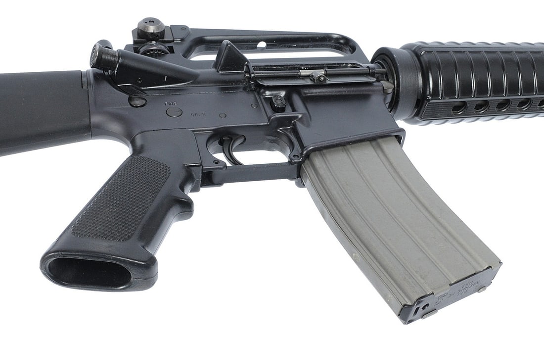 Bushmaster XM15-E2S 5.56x45mm Semi-auto Rifle FFL Required: L209409 (G2L1) - 3