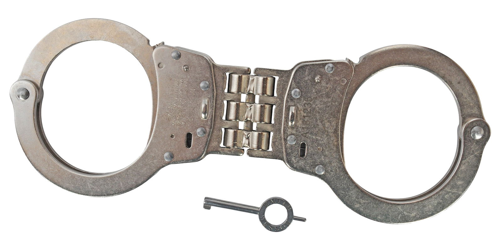 Vintage Pair of US Law Enforcement Smith & Wesson Manufactured Hinged Hand Cuffs with Key (O2S) (1 of 3)