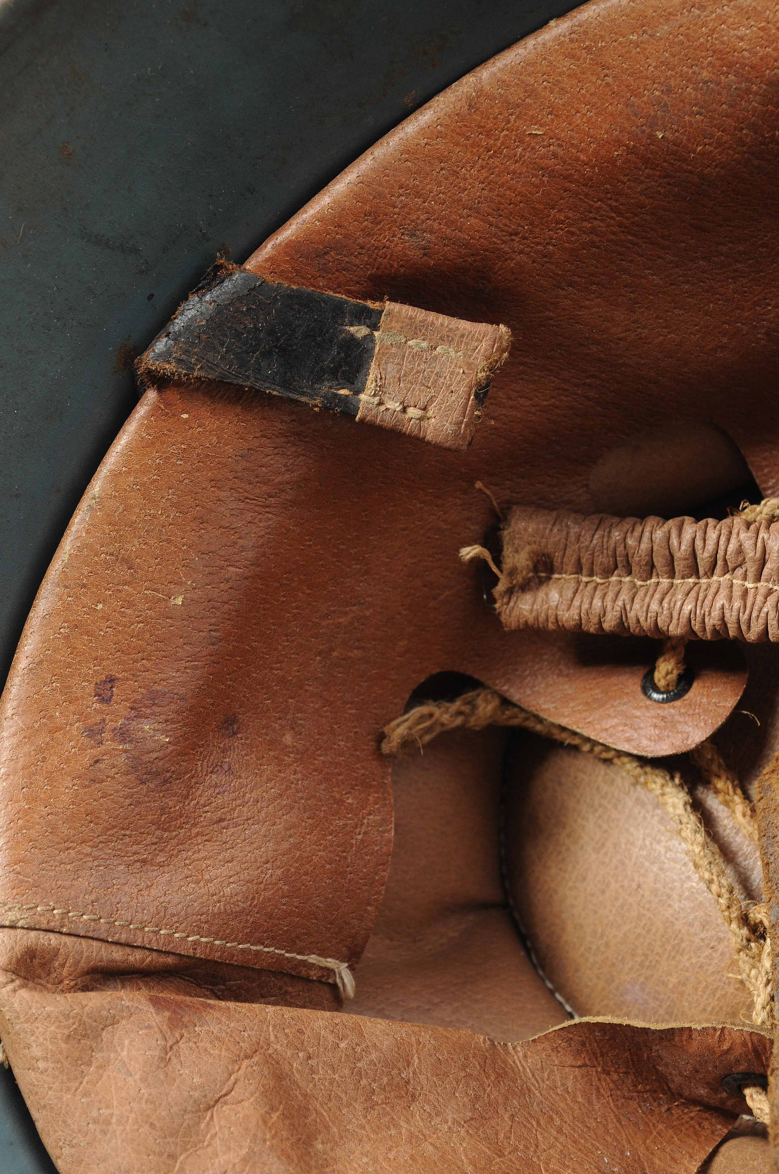 Rare WWII era Hungarian Military M1935-38 Anti-Aircraft Defense/Fire-Brigades /German Helmet (A) - 11