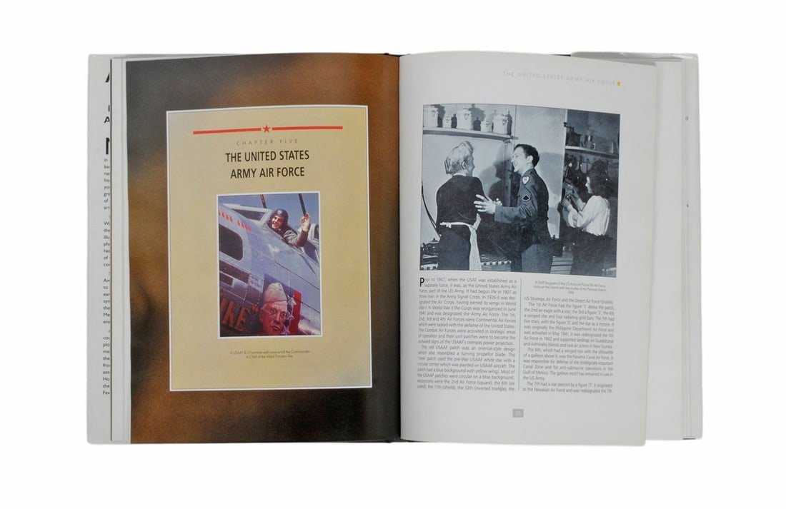 Educational Medals, Awards, and Insignia Collectors Guides Lot of 2 (BCW) - 6