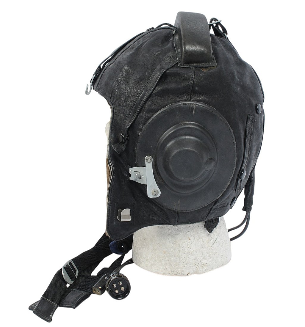 Soviet Air Force issue MIG Pilot's Padded Flight Helmet (A) - 3