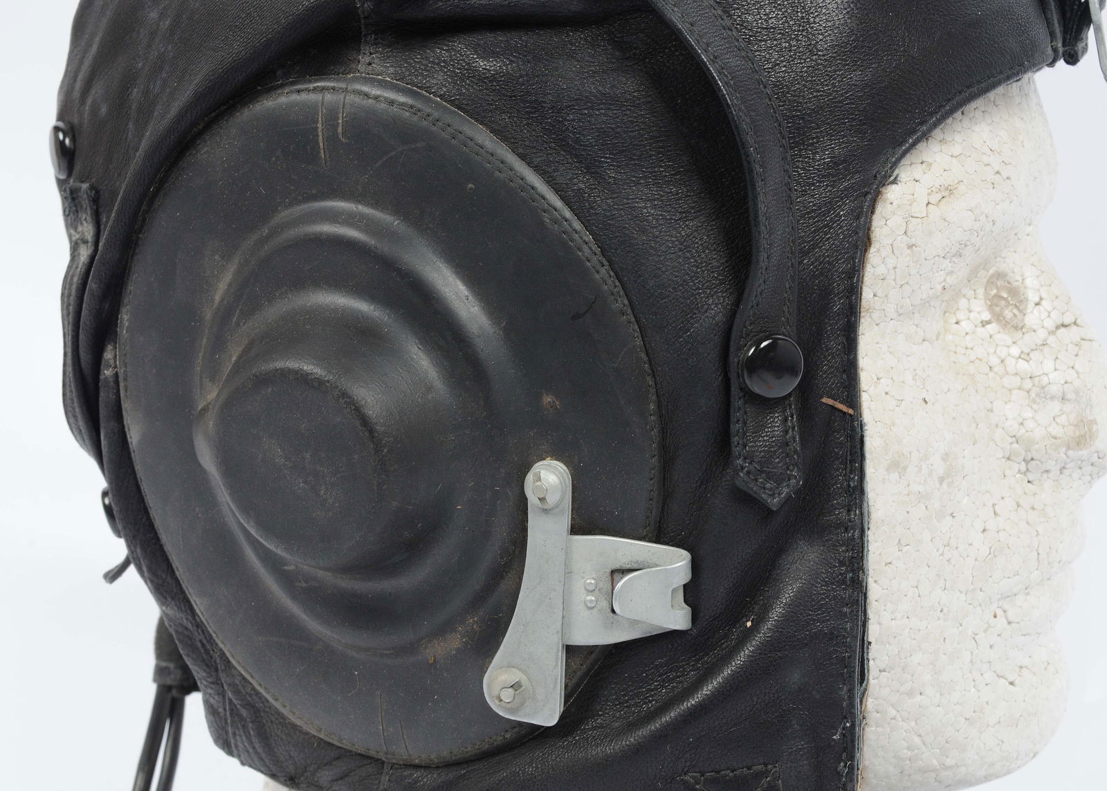 Soviet Air Force issue MIG Pilot's Padded Flight Helmet (A) - 7