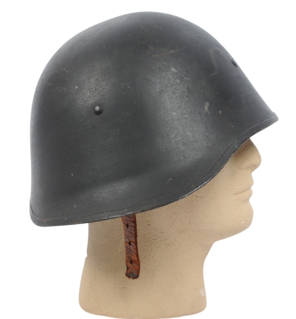 Danish Military WWII era Model 1923 Steel Combat Helmet (A) - 5
