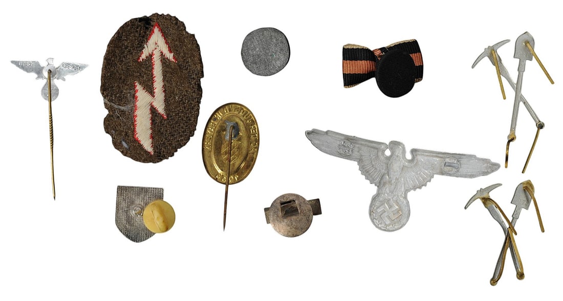 *German WWII Military Insignia and Patch Group Lot of 23 (M2J) - 3