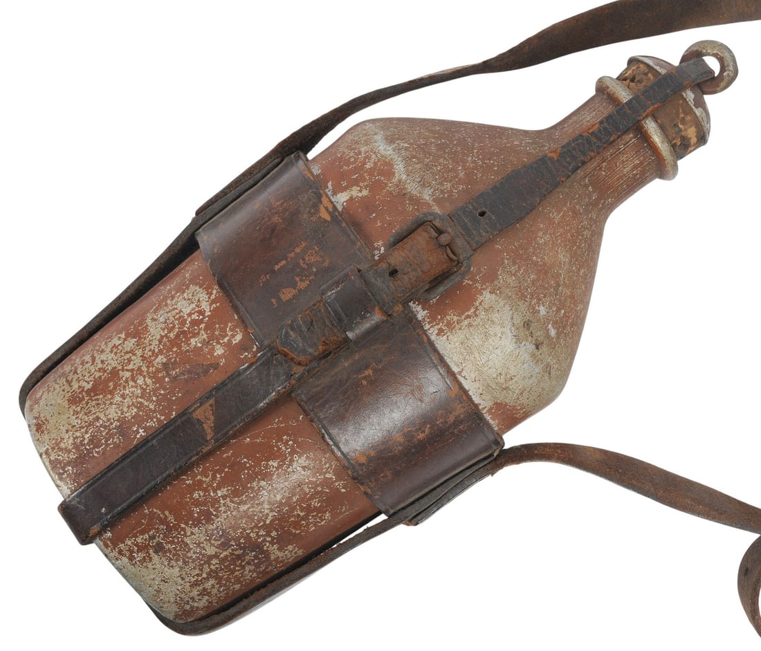Scarce Early Imperial Japanese WWI issue Model 1905 Canteen (A) - 2
