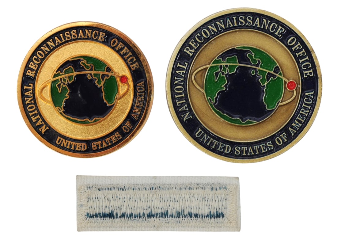 US Military Challenge Coin / Ribbon Lot of 3 (A) - 2