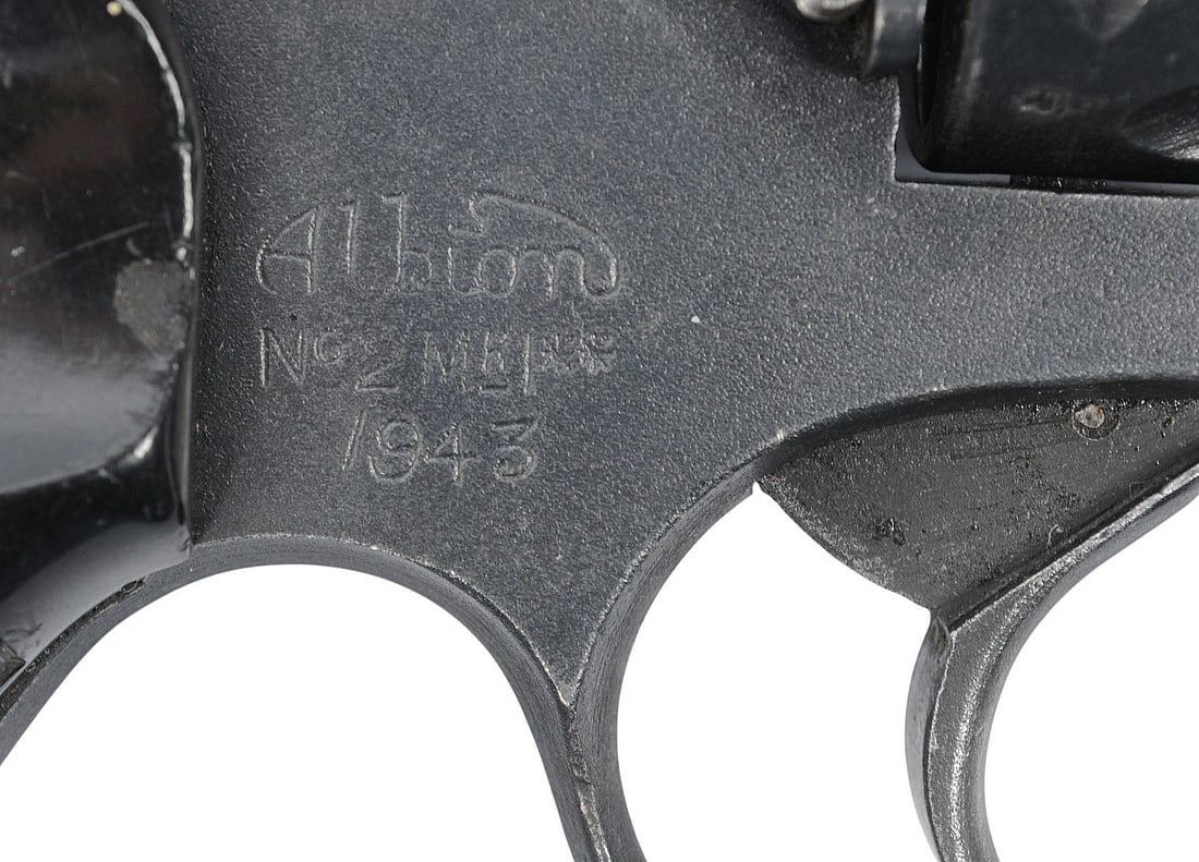 British Webley NO.2 Mark I Tanker 38. Cal Double Action Snub Nose Revolver FFL B7703 (B3W1) - 2