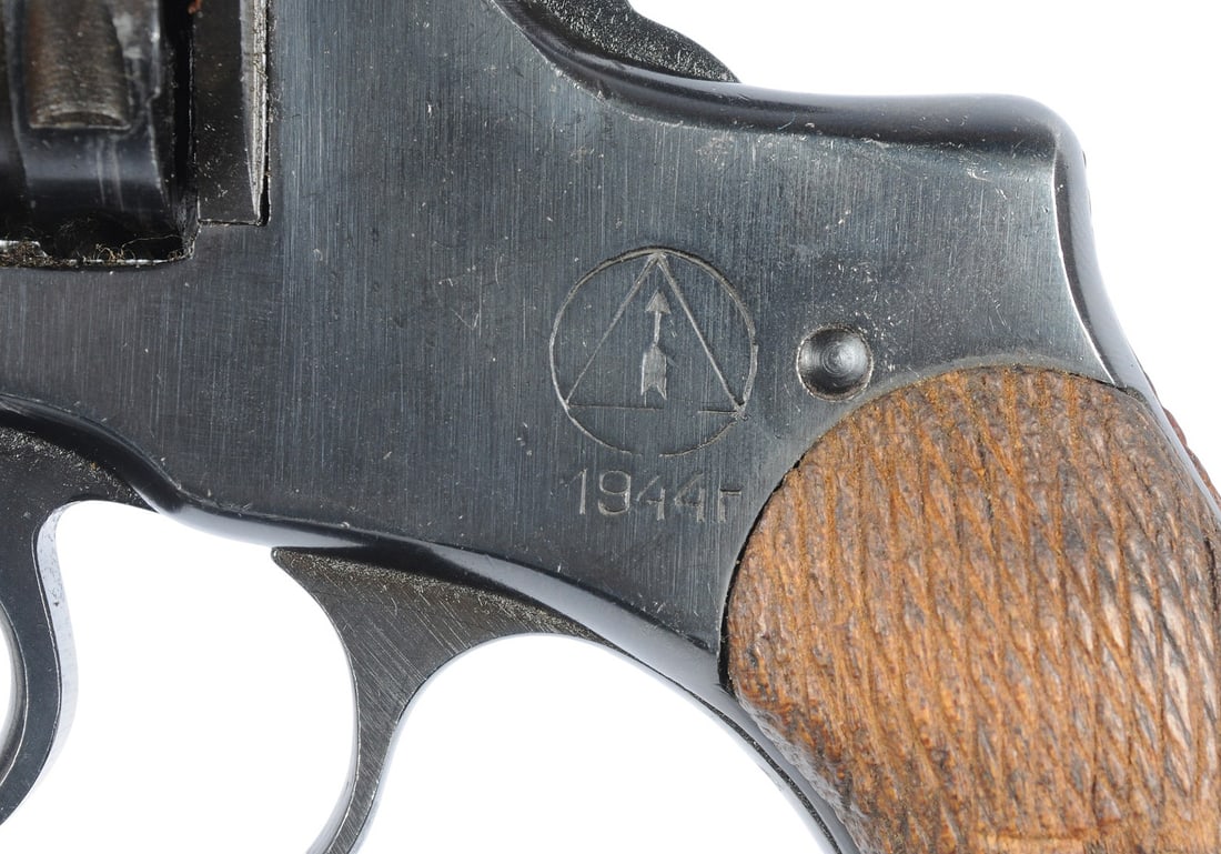 Russian WWII 1944 Date Izhevsk Model 1895 Nagant 7.62x38R Double Action Revolver FFL 189532515(B3W1) - 5