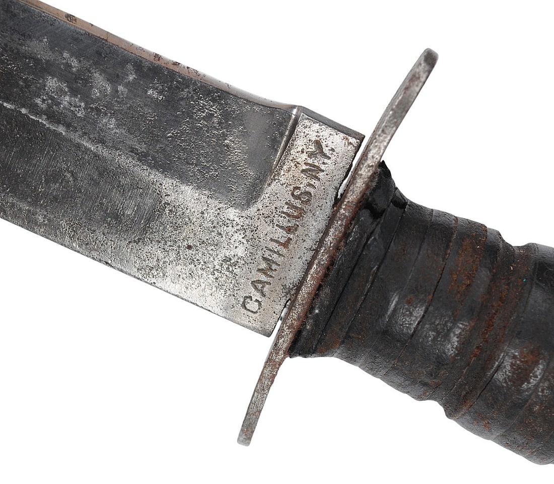 US Navy WWII MK2 Camillus Fighting Knife with KA-Bar Scabbard (D3M) - 2