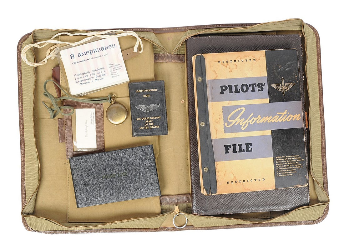 US Army Air Corp World War II Pilots Navigation Kit Maps, Russian Blood Chit & Personal Items (CWA) - 7