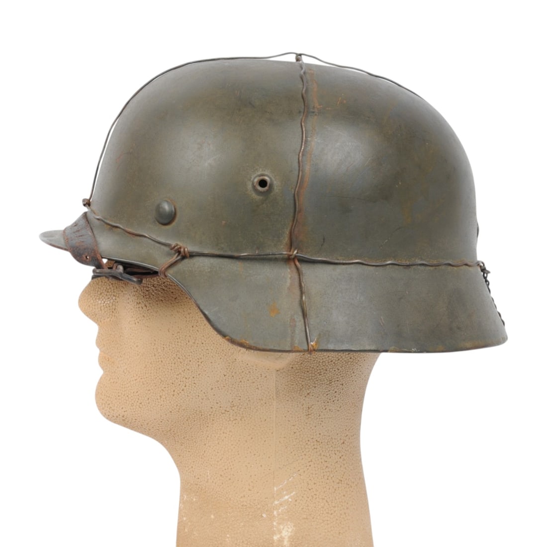 *German WWII "Chicken Wire" M40 Helmet (BM) - 4