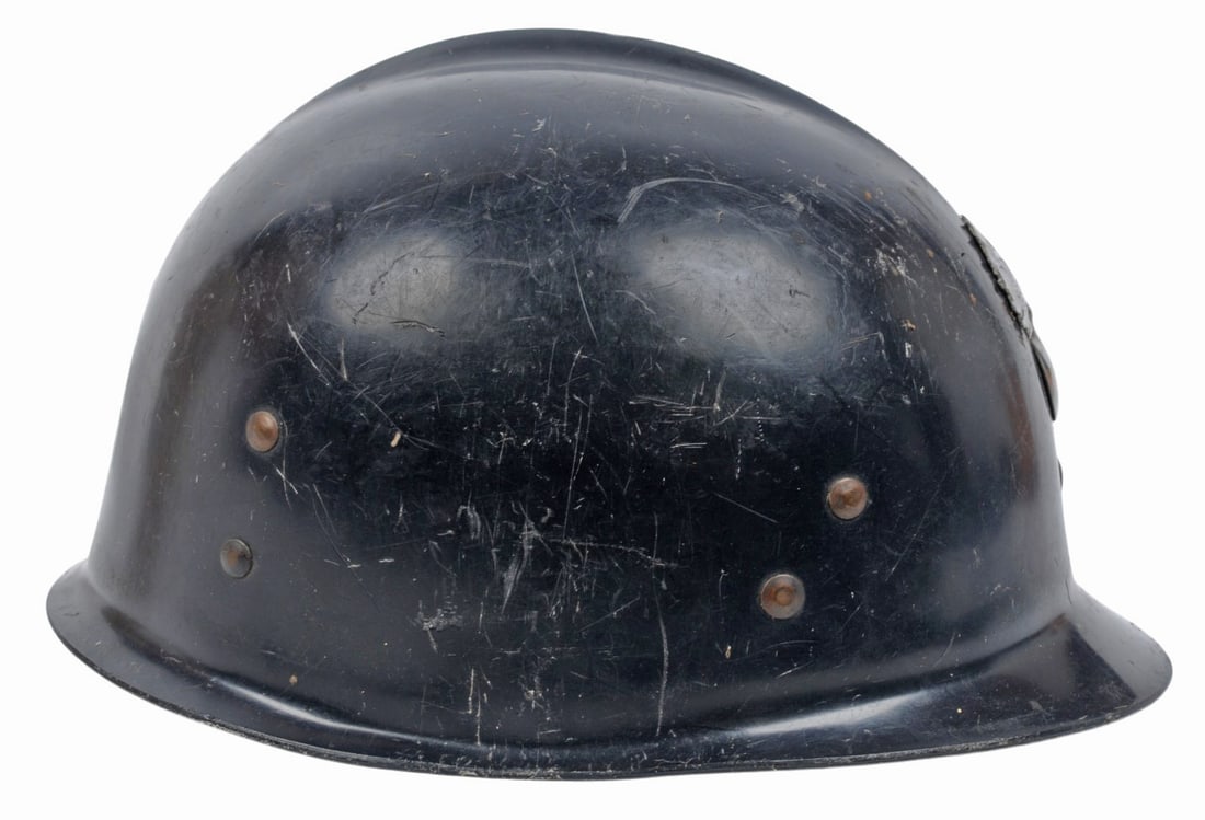 Belgian 1960's Police Helmet with Badge(BM) - 5