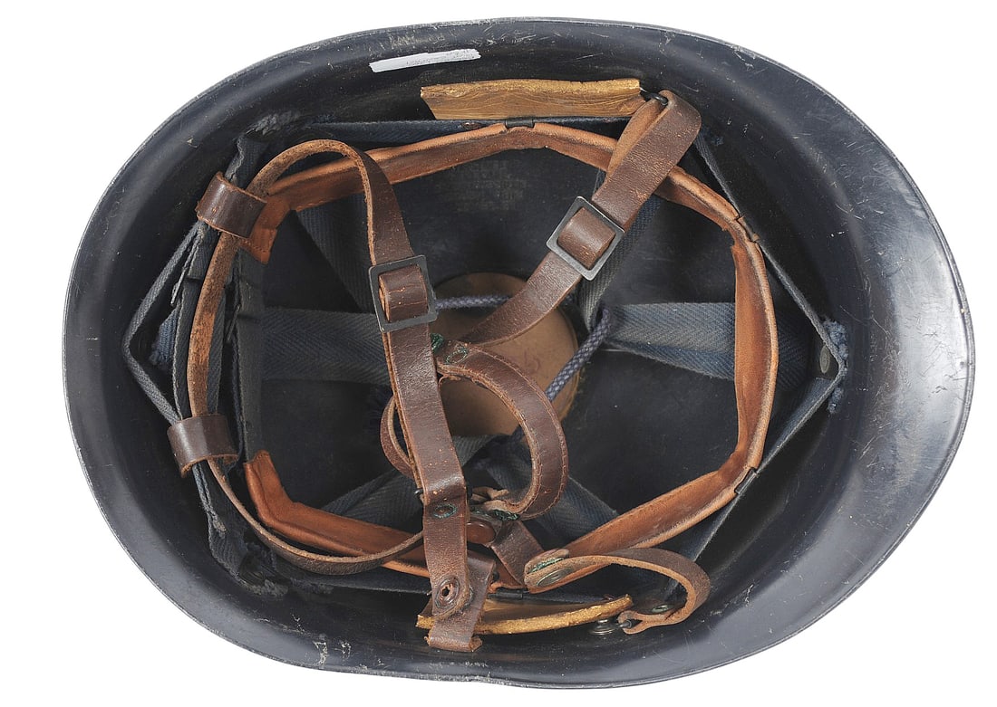 Belgian 1960's Police Helmet with Badge(BM) - 6