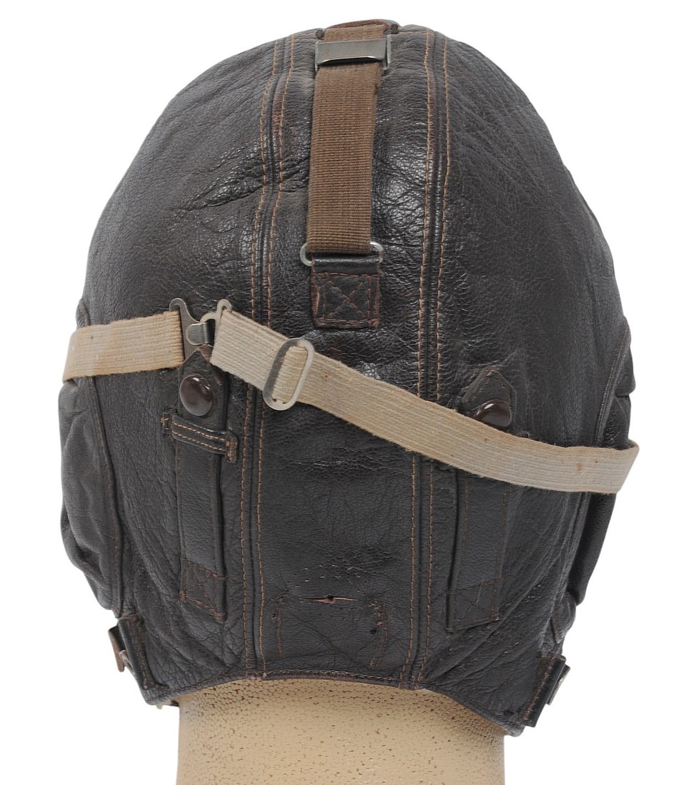 *German WWII Luftwaffe Winter Flight Helmet and Aviation Goggles (C3T) - 4