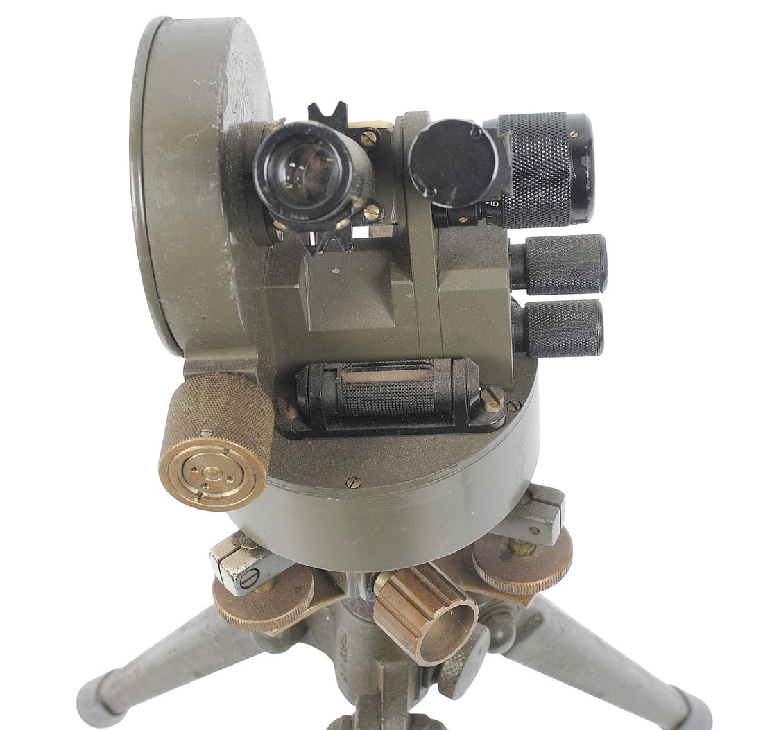 *German WWII Huet Paris MG 49/179 Field Surveyor Scope and Tripod Set (C3T) - 7
