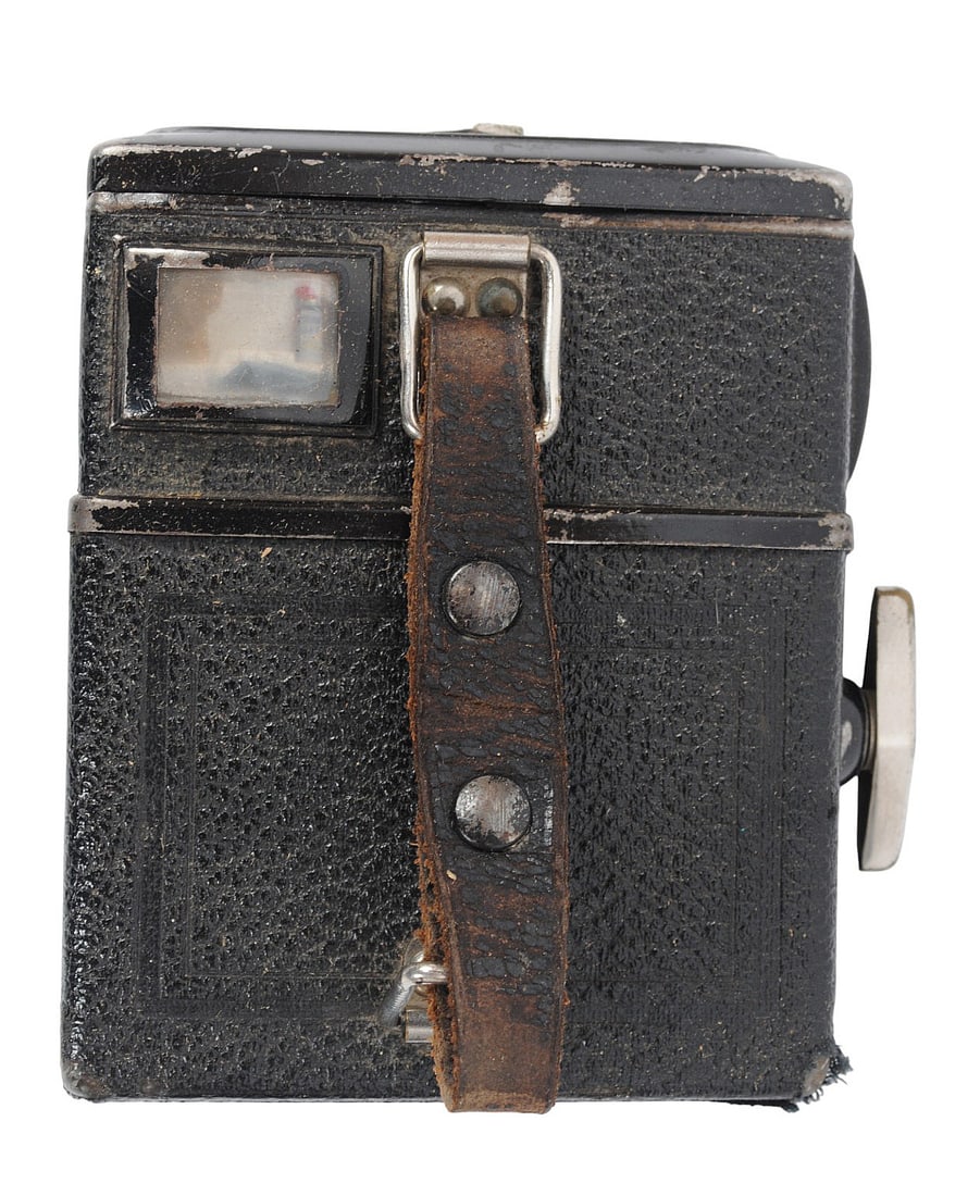 *German WWII Portable Field Camera with Original Case (C3T) - 6