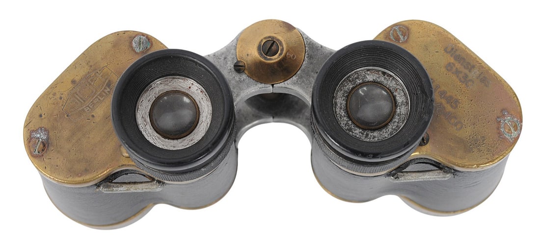*German WWII Oigee Berlin Dienstglas 6x30 H/6400 Field Binoculars (C3T) - 3