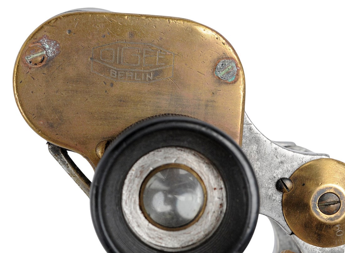 *German WWII Oigee Berlin Dienstglas 6x30 H/6400 Field Binoculars (C3T) - 5