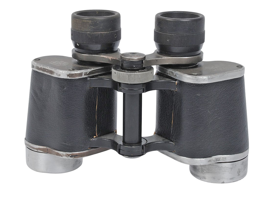 *German WWII E. Leitz Wetzlar 8x30 Field Binoculars (C3T) - 7