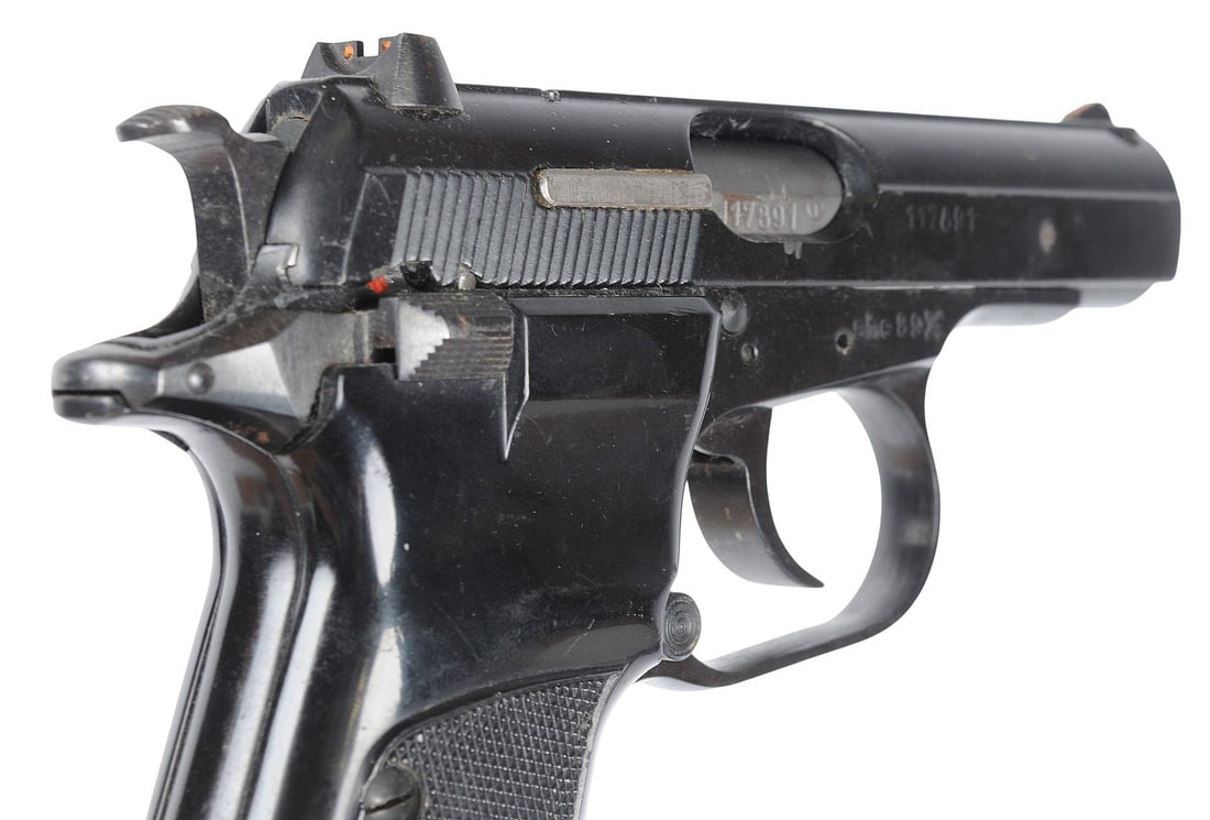 Czech CZ82 9x18 Mak Semi Auto Pistol FFL 117891 (D3M1) - 8